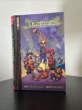 I Luv Halloween Ultimate Twisted Edition Graphic Novel